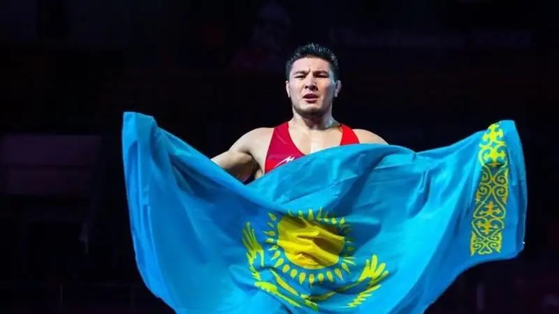 Король Азии в борьбе из Казахстана: перейдёт ли в MMA, сложно ли бороться с дагестанцами и чем крут Хабиб