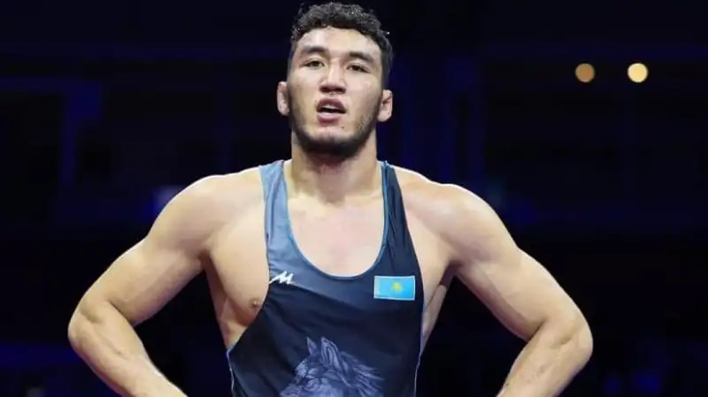 Ризабек Айтмухан одержал громкую победу на чемпионате мира